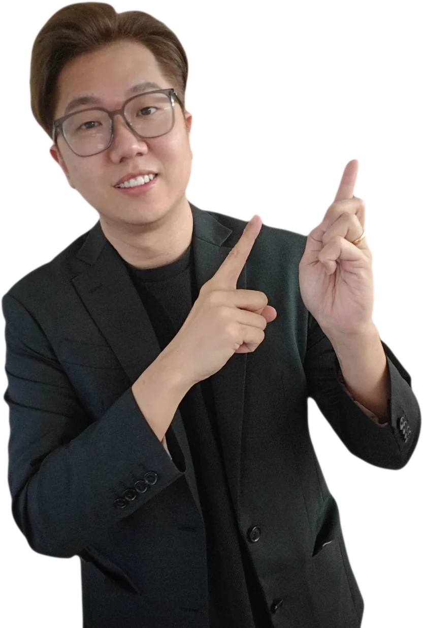 Alexis Tan pointing to his story